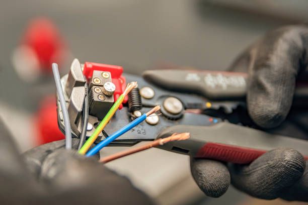 Best Affordable Emergency Electrician  in Fairview, MT